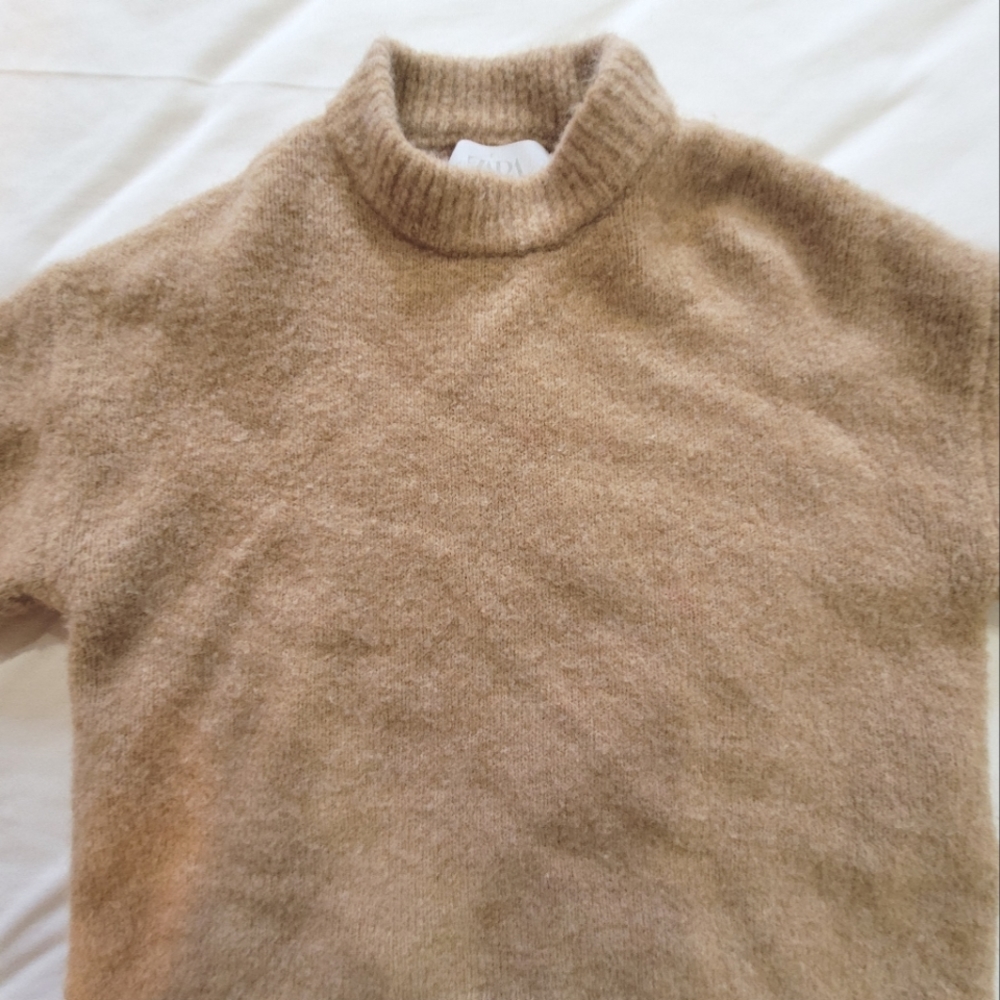 Girls zara camel turtle neck sweater size 6 kids